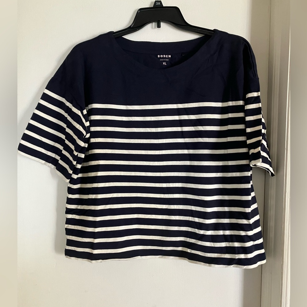 Boden Navy and Off-White Striped Cotton Short-Sleeve Tee